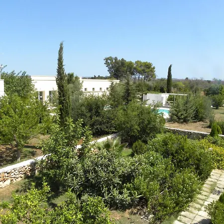 Masseria Faresalento Фермерський будинок *