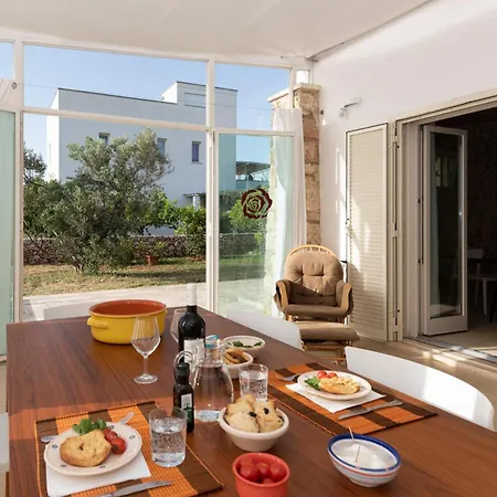 Фермерський будинок Masseria Faresalento Галліполі