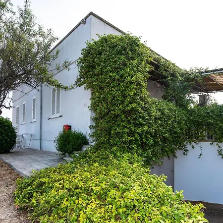 Masseria Faresalento Фермерський будинок